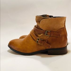 CL by Laundry tan, leather/suede ankle boots